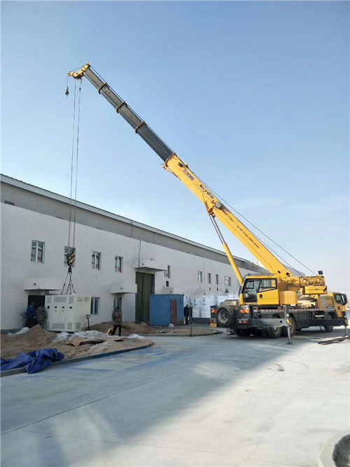 城步“超载就喊停”—— 吊车的 “重量保镖” 技术