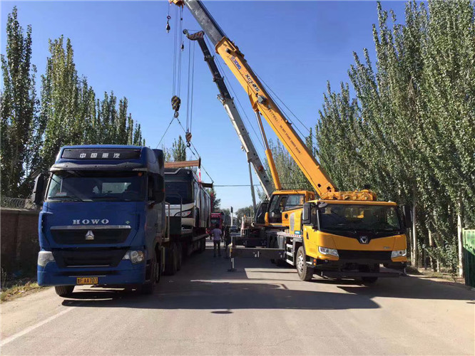 城步“省油又稳当”—— 吊车的 “智能节能” 技术